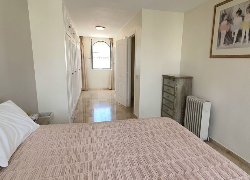 Resale - Apartment - Penthouse - Marbella - Marbesa