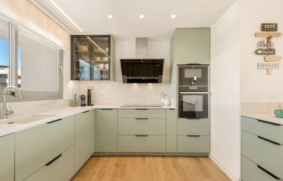 Resale - Apartment - Penthouse - Marbella - Santa Clara