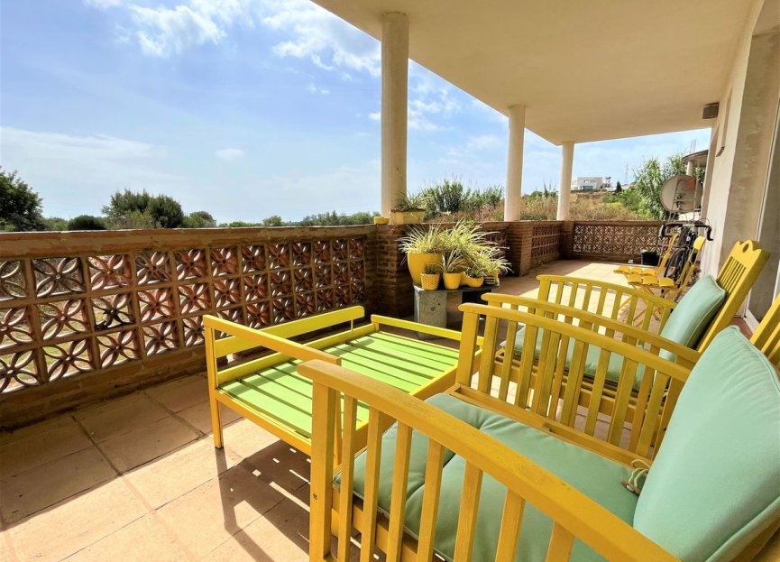 Reventa - House - Detached Villa - Estepona - Estepona Centro
