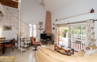 Resale - House - Detached Villa - Marbella - Marbesa