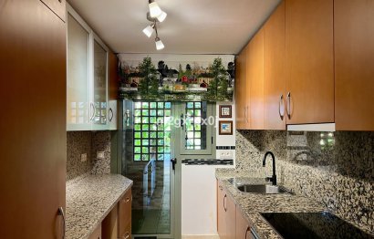 Reventa - Ground floor apartment - Benahavís - Benahavís Centro