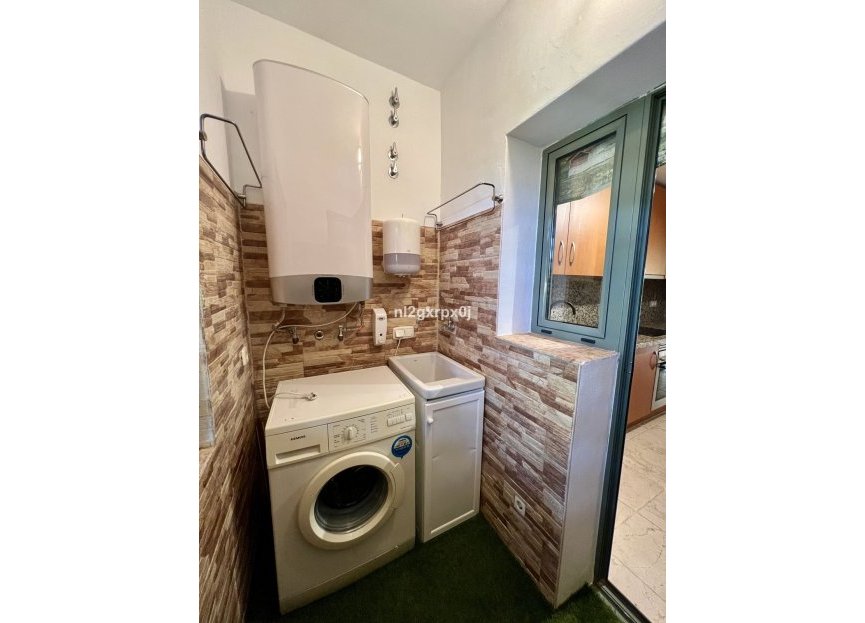 Reventa - Ground floor apartment - Benahavís - Benahavís Centro