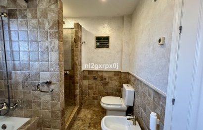Reventa - Ground floor apartment - Benahavís - Benahavís Centro