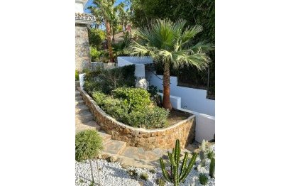 Resale - House - Detached Villa - Marbella - Nueva Andalucia