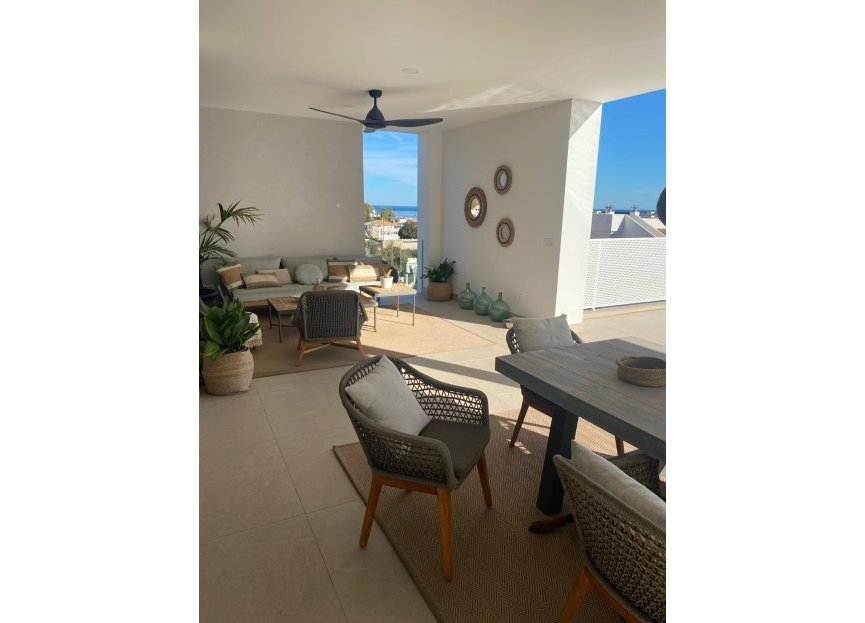 Resale - House - Detached Villa - Benalmádena - Benalmadena Costa