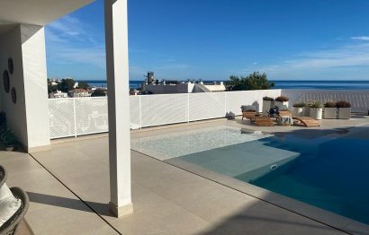 Resale - House - Detached Villa - Benalmádena - Benalmadena Costa