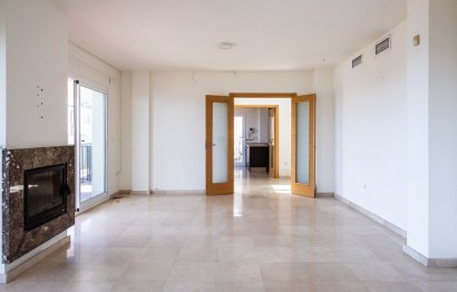 Resale - House - Detached Villa - Benalmádena - Benalmadena Centro