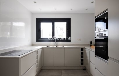 Resale - House - Townhouse - Marbella - El Rosario