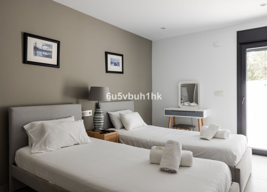 Resale - House - Townhouse - Marbella - El Rosario