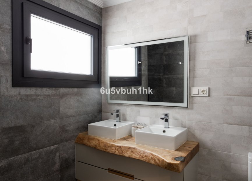 Resale - House - Townhouse - Marbella - El Rosario