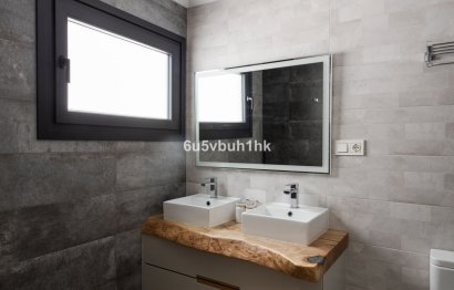 Resale - House - Townhouse - Marbella - El Rosario