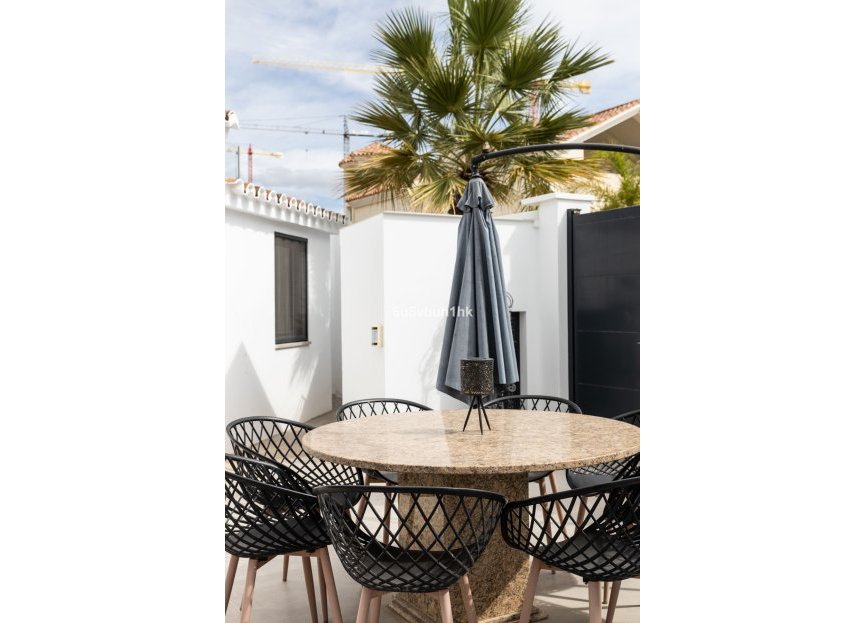 Resale - House - Townhouse - Marbella - El Rosario