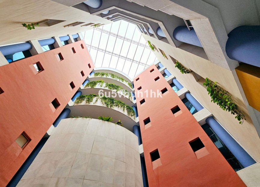 Resale - Apartment - Middle Floor Apartment - Marbella - Marbella Centro