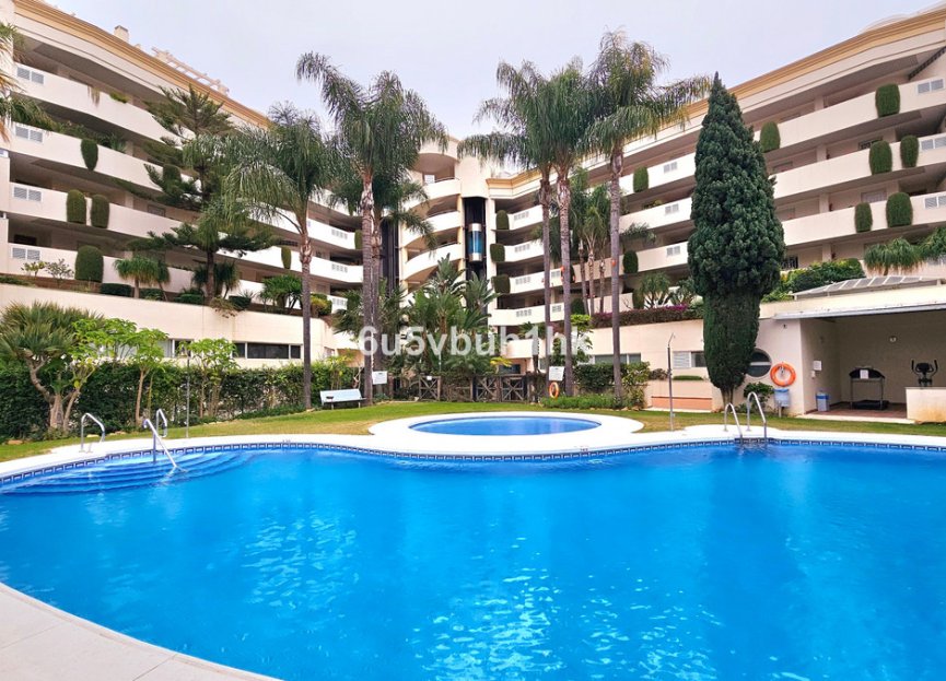 Resale - Apartment - Middle Floor Apartment - Marbella - Marbella Centro