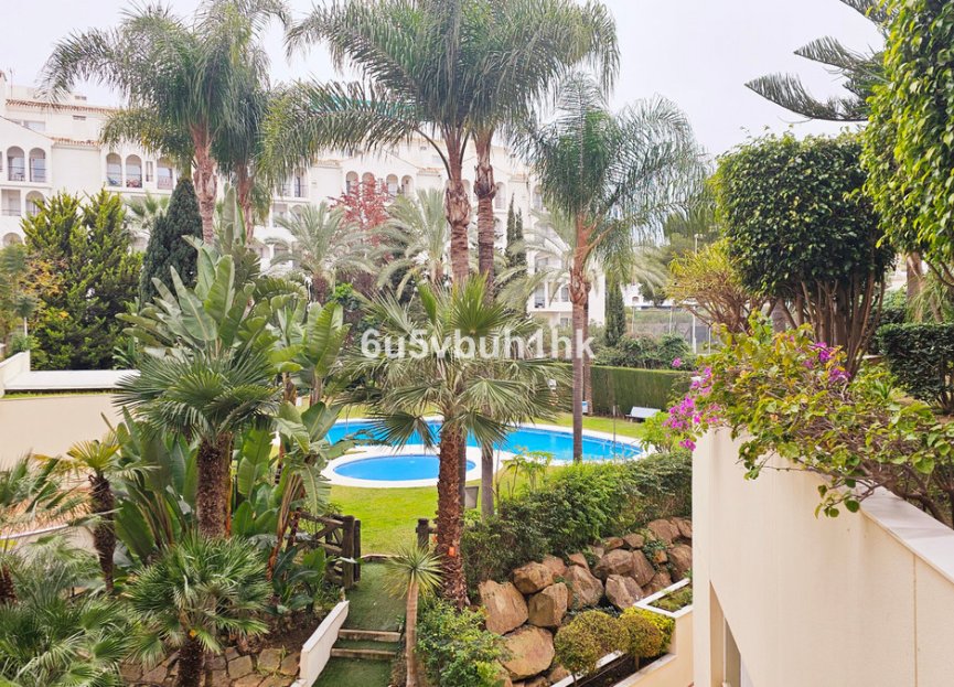 Resale - Apartment - Middle Floor Apartment - Marbella - Marbella Centro