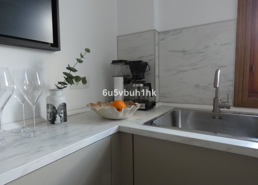 Resale - Apartment - Middle Floor Apartment - Manilva - La Duquesa