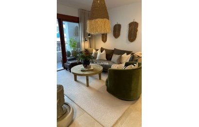 Resale - Apartment - Middle Floor Apartment - Manilva - La Duquesa