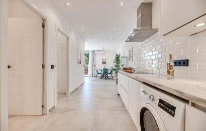 Resale - Apartment - Middle Floor Apartment - Estepona - Estepona Centro