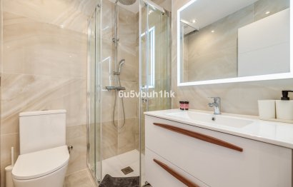 Resale - Apartment - Middle Floor Apartment - Estepona - Estepona Centro