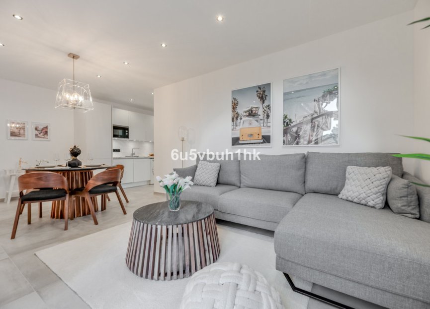 Resale - Apartment - Middle Floor Apartment - Estepona - Estepona Centro