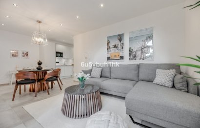 Resale - Apartment - Middle Floor Apartment - Estepona - Estepona Centro