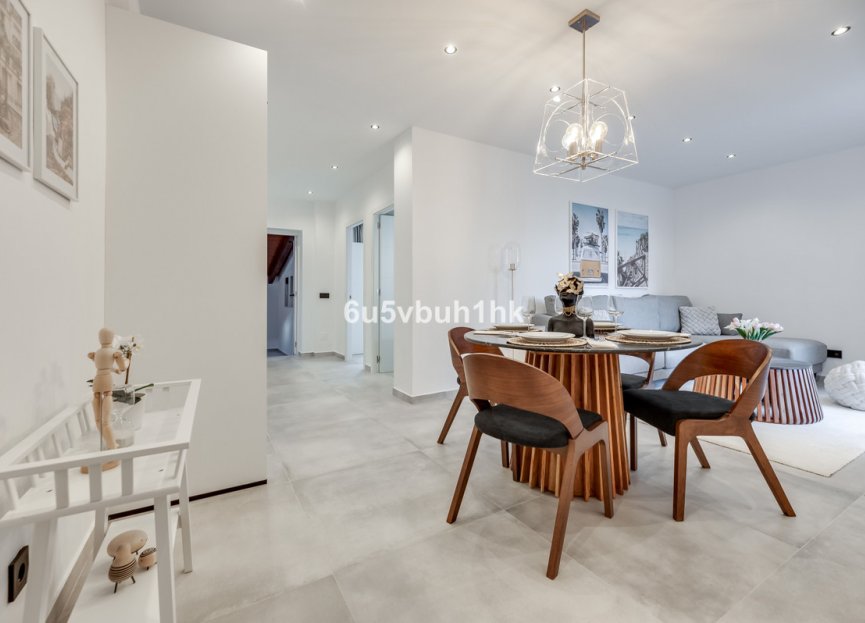 Resale - Apartment - Middle Floor Apartment - Estepona - Estepona Centro