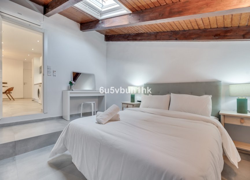 Resale - Apartment - Middle Floor Apartment - Estepona - Estepona Centro