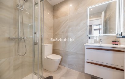 Resale - Apartment - Middle Floor Apartment - Estepona - Estepona Centro