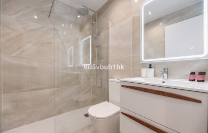 Resale - Apartment - Middle Floor Apartment - Estepona - Estepona Centro