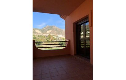 Resale - House - Detached Villa - Benalmádena - Benalmadena Pueblo