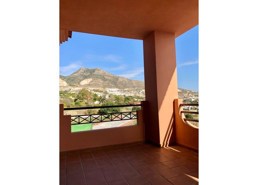 Resale - House - Detached Villa - Benalmádena - Benalmadena Pueblo