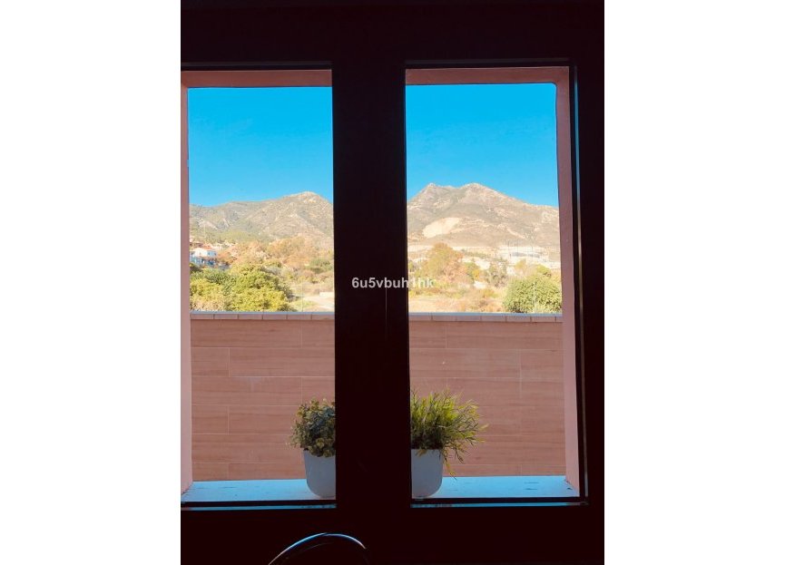 Resale - House - Detached Villa - Benalmádena - Benalmadena Pueblo