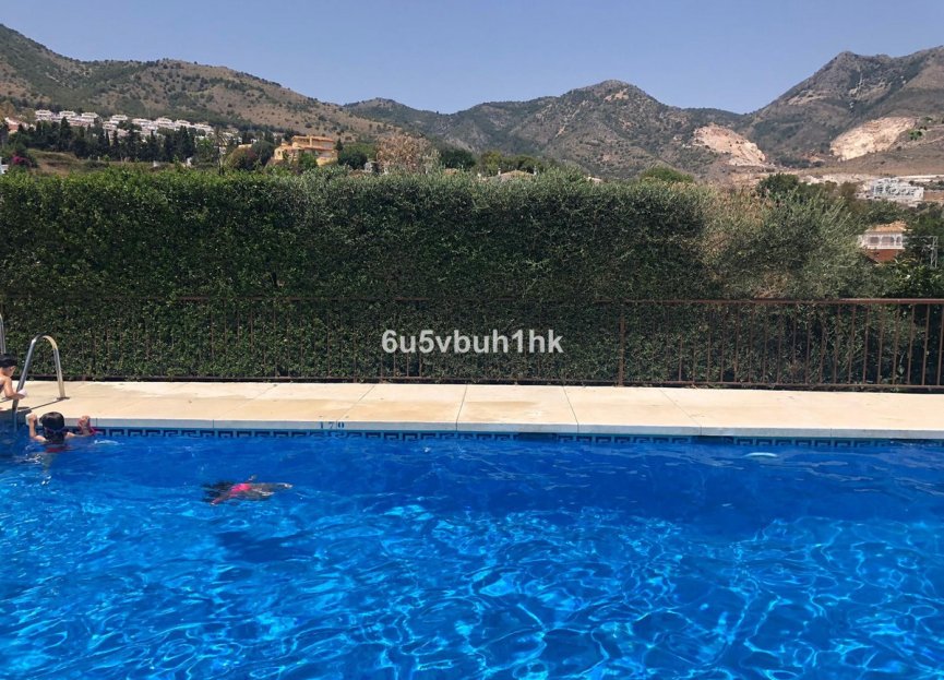 Resale - House - Detached Villa - Benalmádena - Benalmadena Pueblo