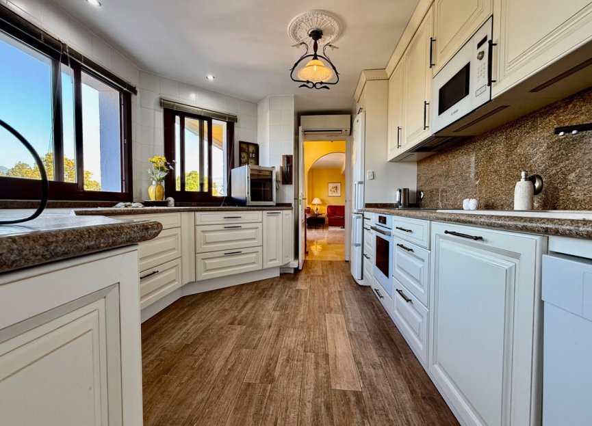 Resale - Ground floor apartment - Marbella - Marbella Centro