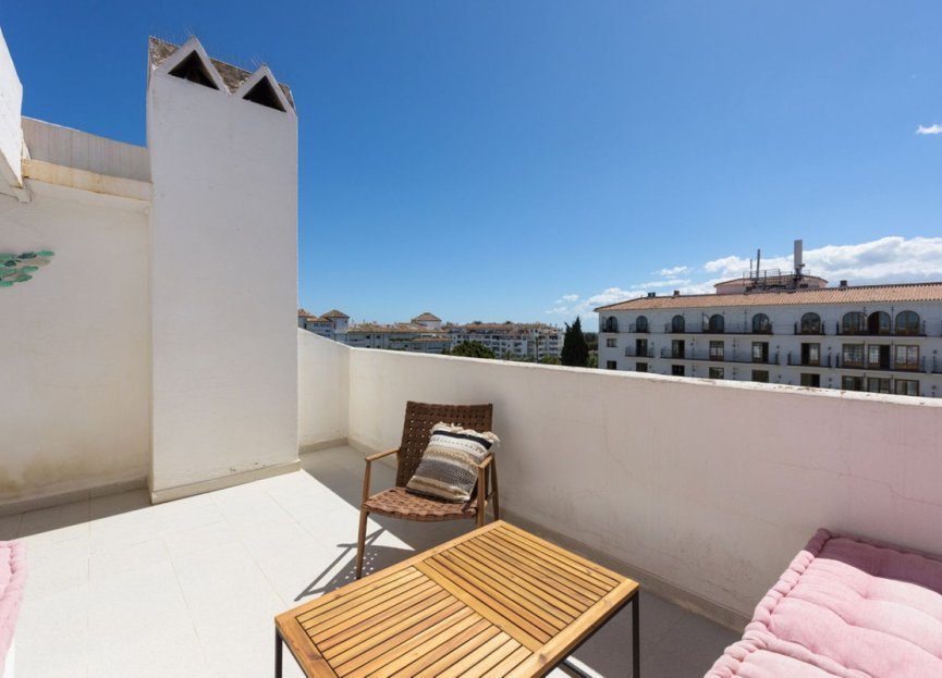 Resale - House - Townhouse - Marbella - Nueva Andalucia
