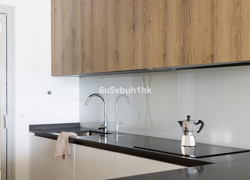 Resale - Ground floor apartment - Benalmádena - La Capellania