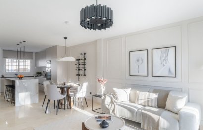 Resale - House - Townhouse - Marbella - Nueva Andalucia