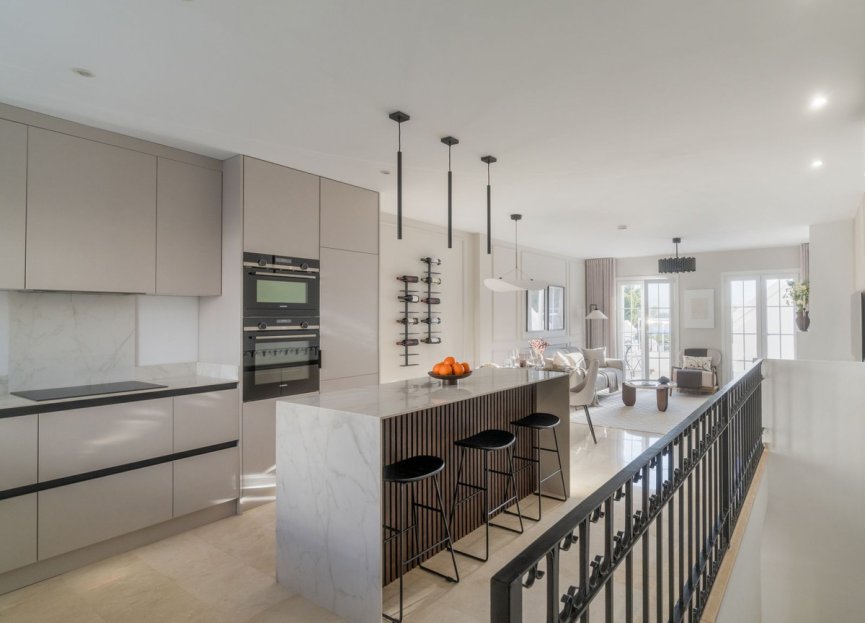 Resale - House - Townhouse - Marbella - Nueva Andalucia