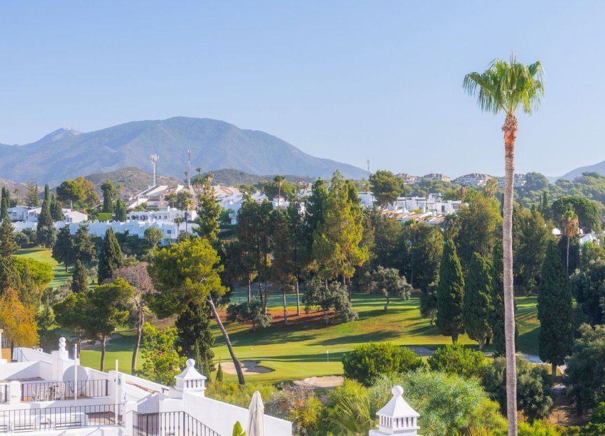 Resale - House - Townhouse - Marbella - Nueva Andalucia