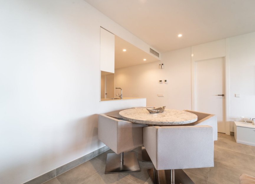 Resale - Apartment - Middle Floor Apartment - Benalmádena - Benalmadena Centro