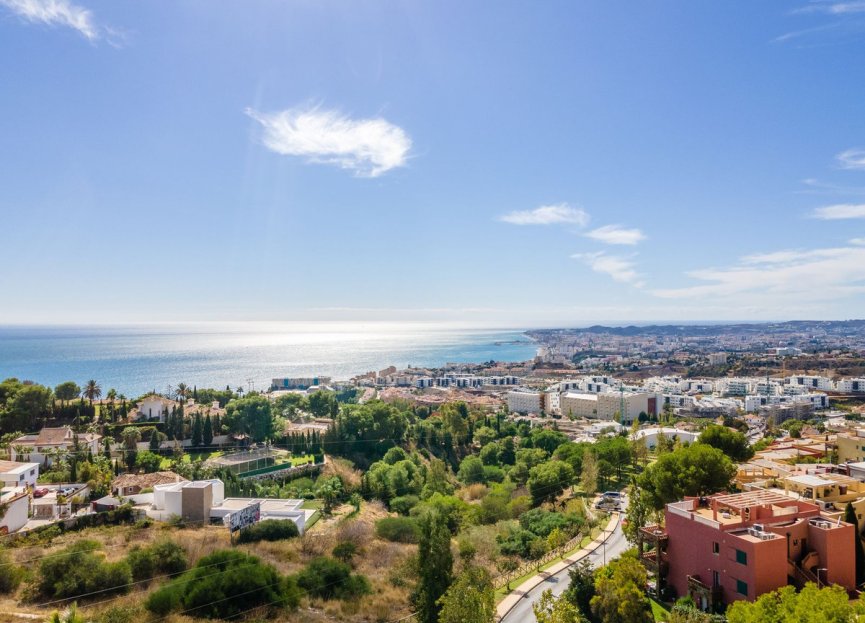 Resale - Apartment - Middle Floor Apartment - Benalmádena - Benalmadena Centro