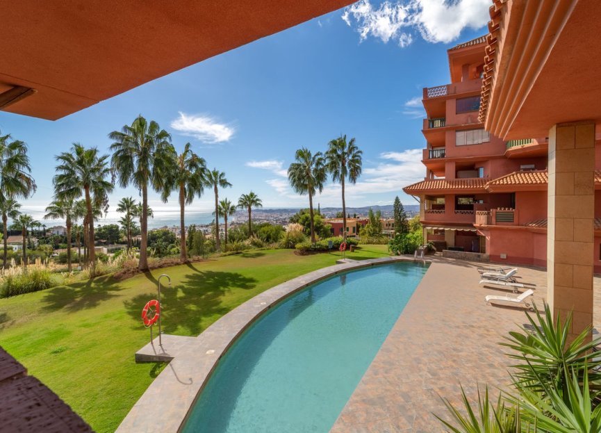 Resale - Apartment - Middle Floor Apartment - Benalmádena - Benalmadena Centro