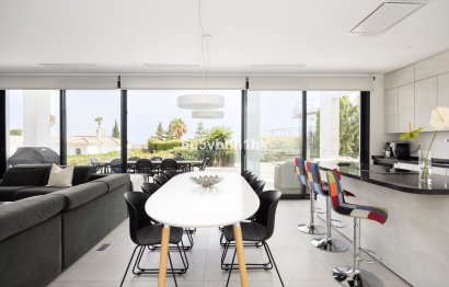 Resale - House - Detached Villa - Fuengirola - Torreblanca