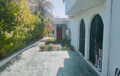 Resale - House - Detached Villa - Marbella - Marbella Centro