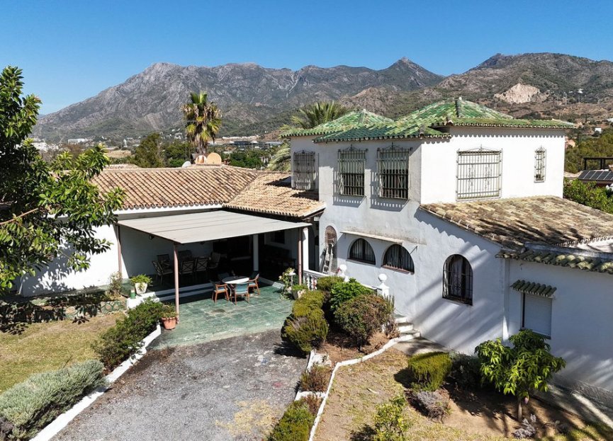 Resale - House - Detached Villa - Marbella - Marbella Centro