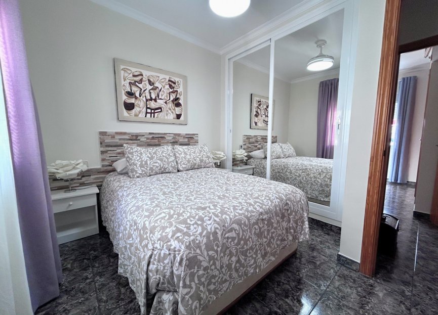 Resale - Apartment - Middle Floor Apartment - Estepona - Estepona Centro