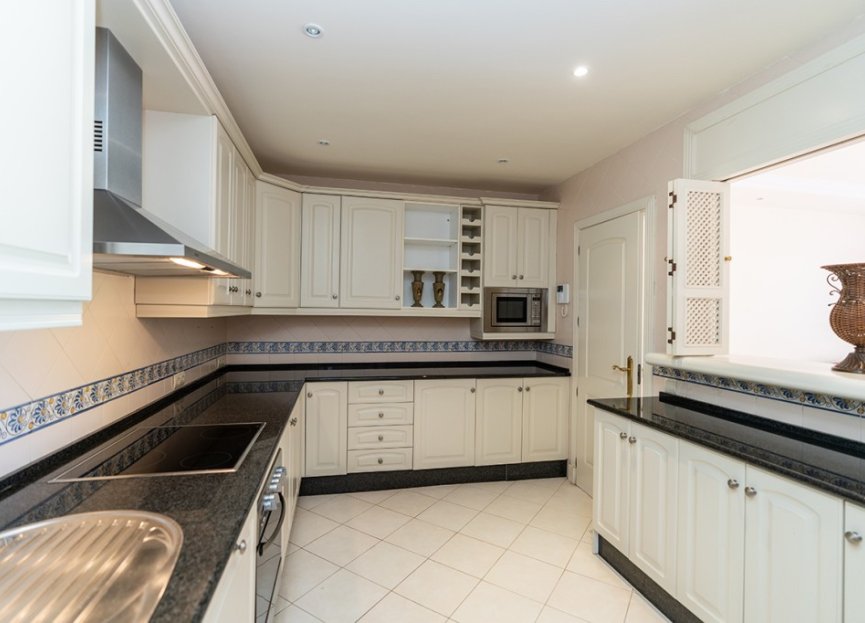 Reventa - Apartment - Penthouse - Marbella - Marbella Centro