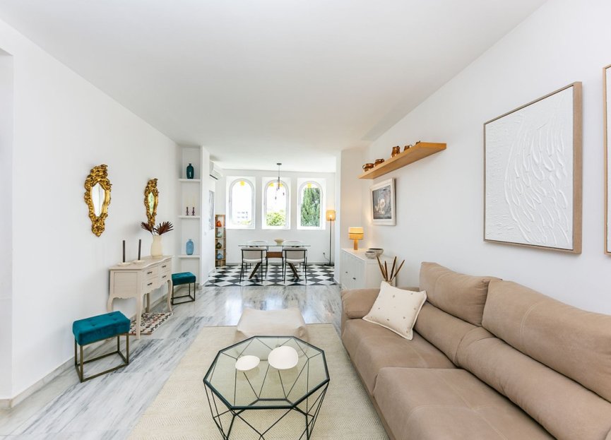 Resale - Apartment - Middle Floor Apartment - Benalmádena - Benalmadena Costa