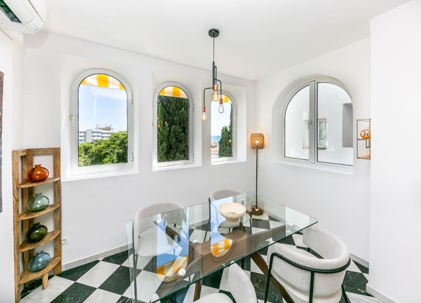 Resale - Apartment - Middle Floor Apartment - Benalmádena - Benalmadena Costa