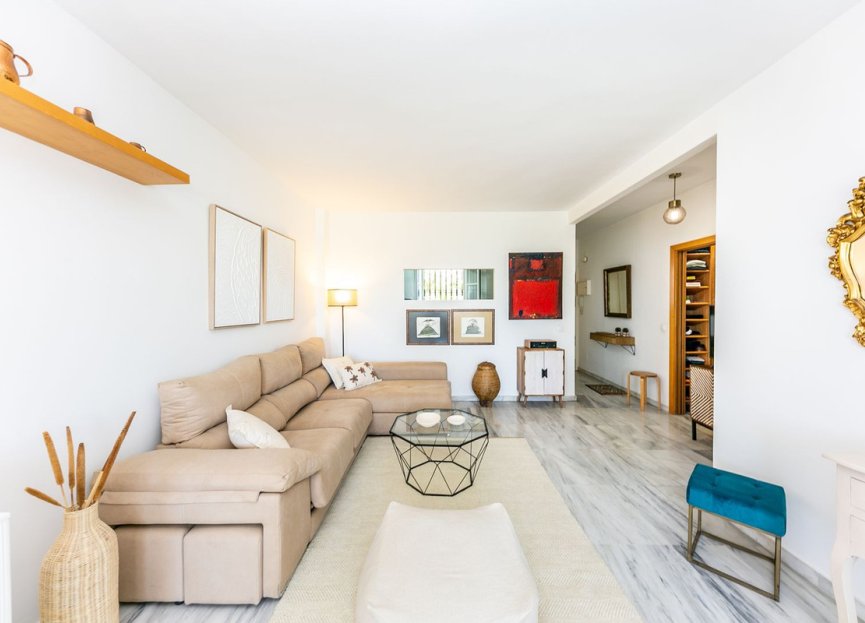 Resale - Apartment - Middle Floor Apartment - Benalmádena - Benalmadena Costa